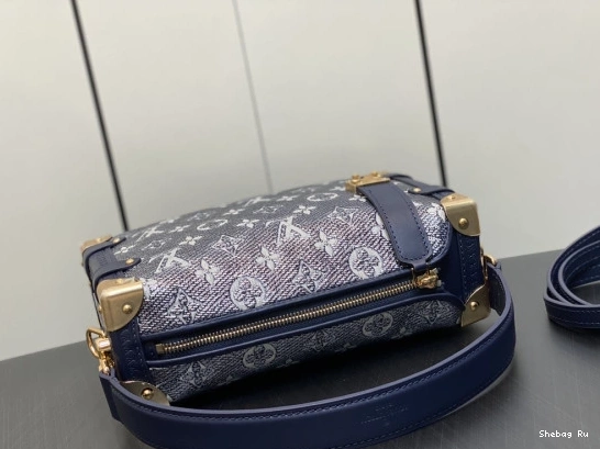 MM TRUNK SIDE VUITTON LOUIS 0822